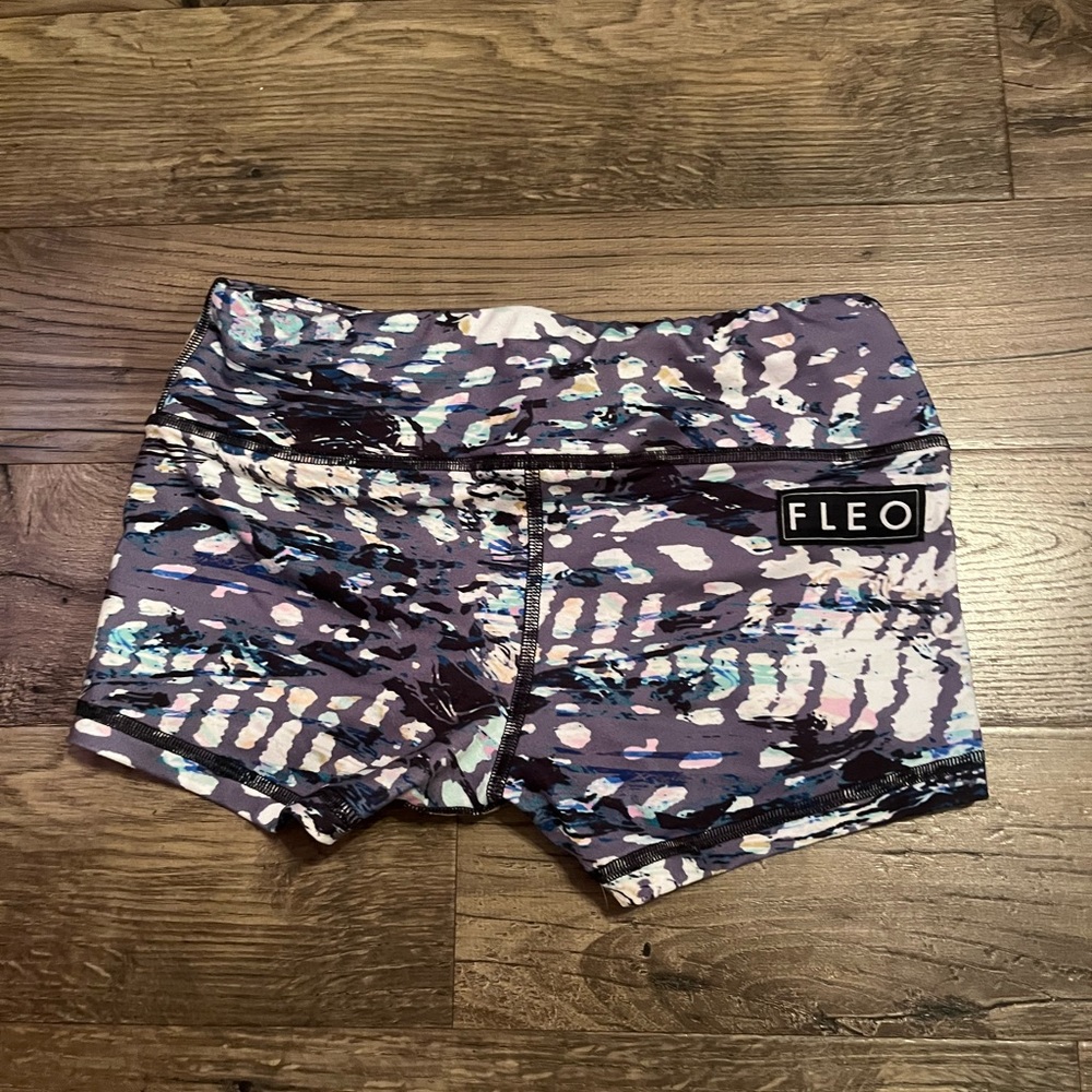 Fleo - Picture 2 of 2
